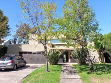 Venta casa 7 ambiente nordelta Tigre laguna pileta