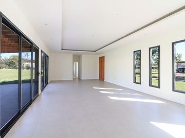 CASA EN VENTA 4 AMB FINANCIACION -LA ELINA LUJAN