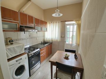VENTA PH 2 AMBIENTES LOCAL/QUINCHO PADUA