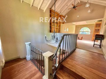 VENTA CASA 6 dormitorios PACHECO pileta y parque