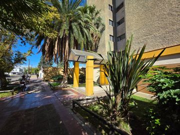 Venta departamento en Godoy Cruz, 4 ambientes
