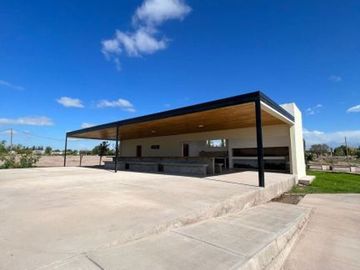 Lote en Barrio  El Bosque con excelentes amenities