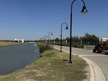 VENTA LOTE FUNES LAKES