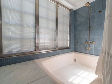 VENTA CASA 3 DORMITORIOS BARRIO ROQUE SAENZ PEÑA.
