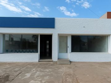 VENTA 3 LOCALES TIERRA DE SUEÑOS 3