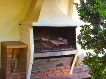 VENTA 2 CASAS EN UN LOTE-IDEAL VIVIR Y ALQUILAR!