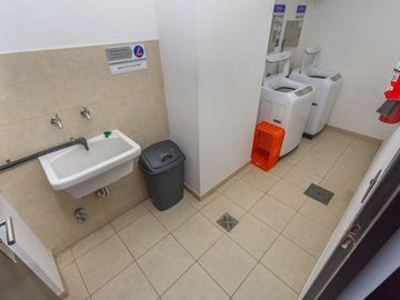 VENTA CON RENTA DPTO MONO/2 AMB RECOLETA 45 MTS