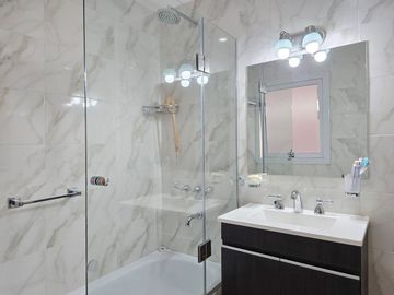 VENTA DEPTO 4 AMB LAS CAÑITAS BALCON COCHERA FIJA