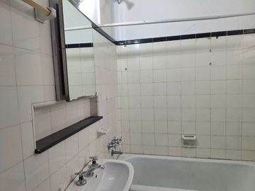 DEPARTAMENTO 2AMB VENTA BALVANERA APTO PROFESIONAL
