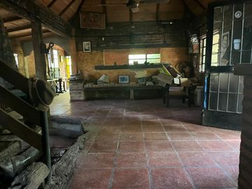 CASA  EN VENTA CON PILETA.RUTA 2 KM46 ABAST0