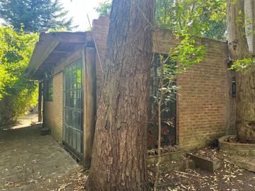 CASA  EN VENTA CON PILETA.RUTA 2 KM46 ABAST0