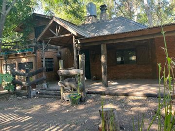 CASA  EN VENTA CON PILETA.RUTA 2 KM46 ABAST0