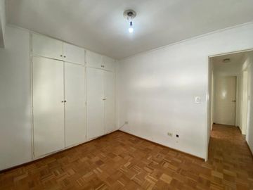DEPARTAMENTO 4 DORMITORIOS CON COCHERA EN VENTA