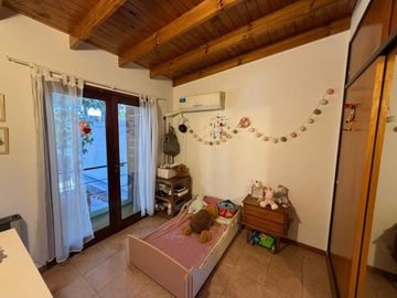 VENTA DUPLEX 3 AMBIENTES CON COCHERA EN QUILMES