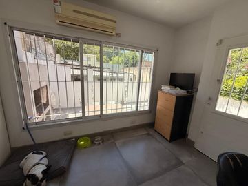 VENTA CASA 4 AMB COCHERA BERNAL APTO CREDITO
