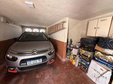 VENTA CASA 4 AMB COCHERA BERNAL APTO CREDITO