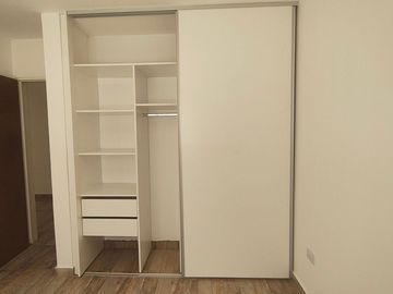 VENTA DEPARTAMENTO A ESTRENAR 2 PISO CON TERRAZA