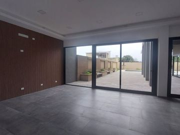 Departamento Venta dos ambientes Bernal cochera
