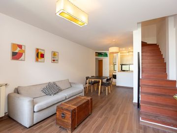 VENTA DEPARTAMENTO DUPLEX DE 3 AMBIENTES SAN TELMO