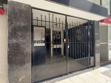 VENTA DEPARTAMENTO 2 AMB. AMOBLADO Y EQUIPADO