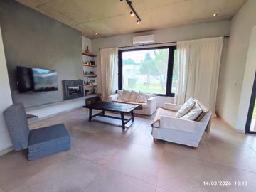 Venta Casa Costa Esmeralda 4 dormitorios y piscina