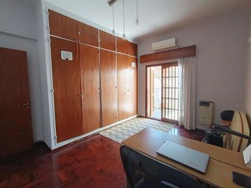 Departamento de 4 ambientes en venta Villa Urquiza