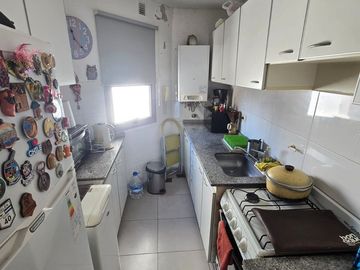 DEPTO 2 DORM COCHERA EN Bº GENERAL PAZ AMENITIES