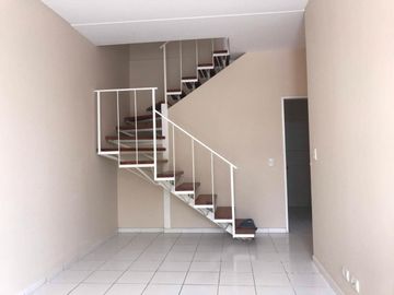VENTA DUPLEX DE 2 DORM BARRIO SAN MARTIN CORDOBA