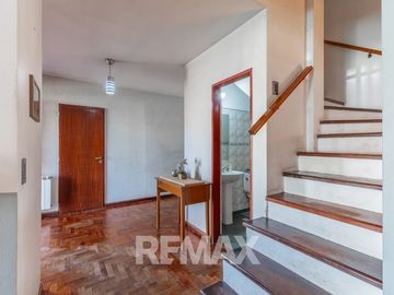VENTA CASA + DEPTO - B° BELGRANO - CIPOLLETTI