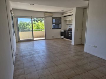 Departamento en Alquiler balcón parrilla Tigre