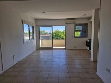 Departamento en Alquiler balcón parrilla Tigre