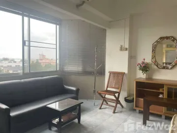 Cozy & Private Corner Condo at Cattaleya Condotel