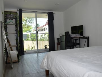 10 Bedroom Hotel for sale in Bo Phut, Surat Thani