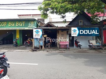 DIJUAL RUMAH MENUR PUMPUNGAN