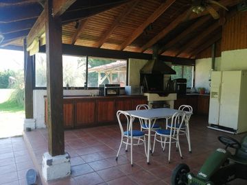 VENDE PARCELA EN ISLA DE MAIPO 5d+5b