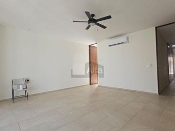 Casa en Venta o Renta Cholul, Mérida, Yucatán.