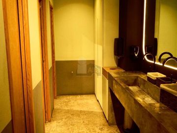 Renta de Oficina Comercial en Prolongación Moliere, Miguel Hidalgo