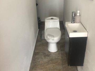 Renta de casa en Zinacantepec, ubicada en la colonia  Deportiva