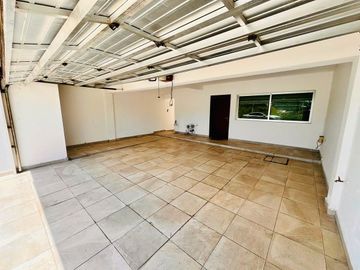 Casa en venta en Veracruz frente a parque Fracc. Costa de Oro