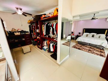 Casa en venta en Veracruz frente a parque Fracc. Costa de Oro