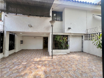 Venta casa Prados del Norte Cali