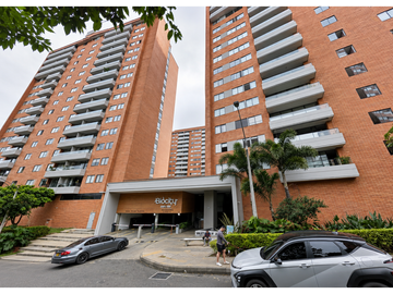 Se Arrienda Apartamento en Biocity Grand, Envigado