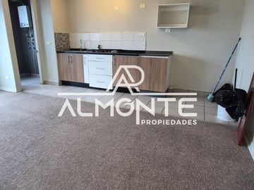 DEPARTAMENTO EN VENTA CALLE LAS HERAS,EXCELENTE UBICACIÓN