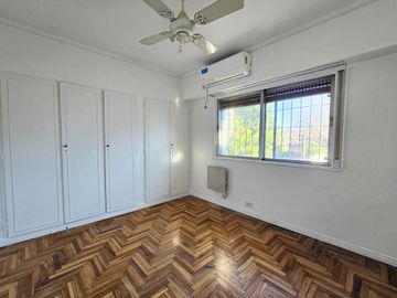 ALQUILER Excelente DUPLEX con Jardín y Pileta