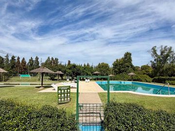 CASA EN VENTA 4 AMB SANTA MARIA DE LOS OLIVOS