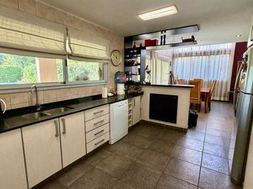 CASA EN VENTA 4 AMB SANTA MARIA DE LOS OLIVOS