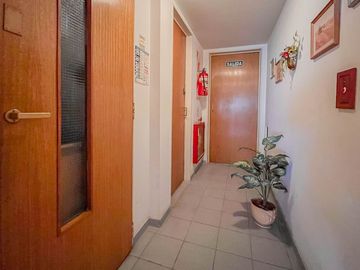 Semipiso 4 ambientes con balcon cochera y baulera