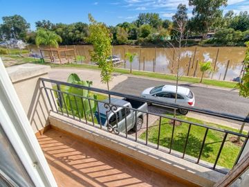 CASA EN VENTA VILAMARINA 1 - AL RIO Y CON AMARRA