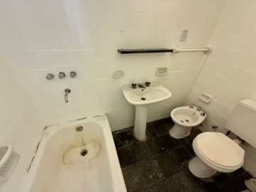 Departamento Monoambiente VENTA Balvaner Piso ALTO