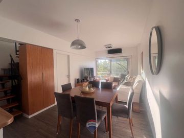 Venta Dúplex 3 Amb c/ Terraza Propia y Coch